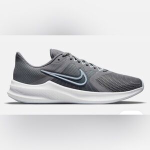 New - Women’s Nike Downshifter 11 Gray Size 8.5